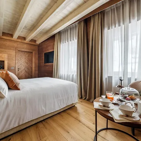 Otel Casa Guargne 4*